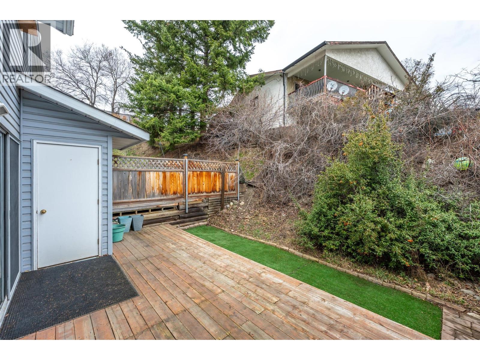 7720 Prairie Valley Road Unit# 3, Summerland