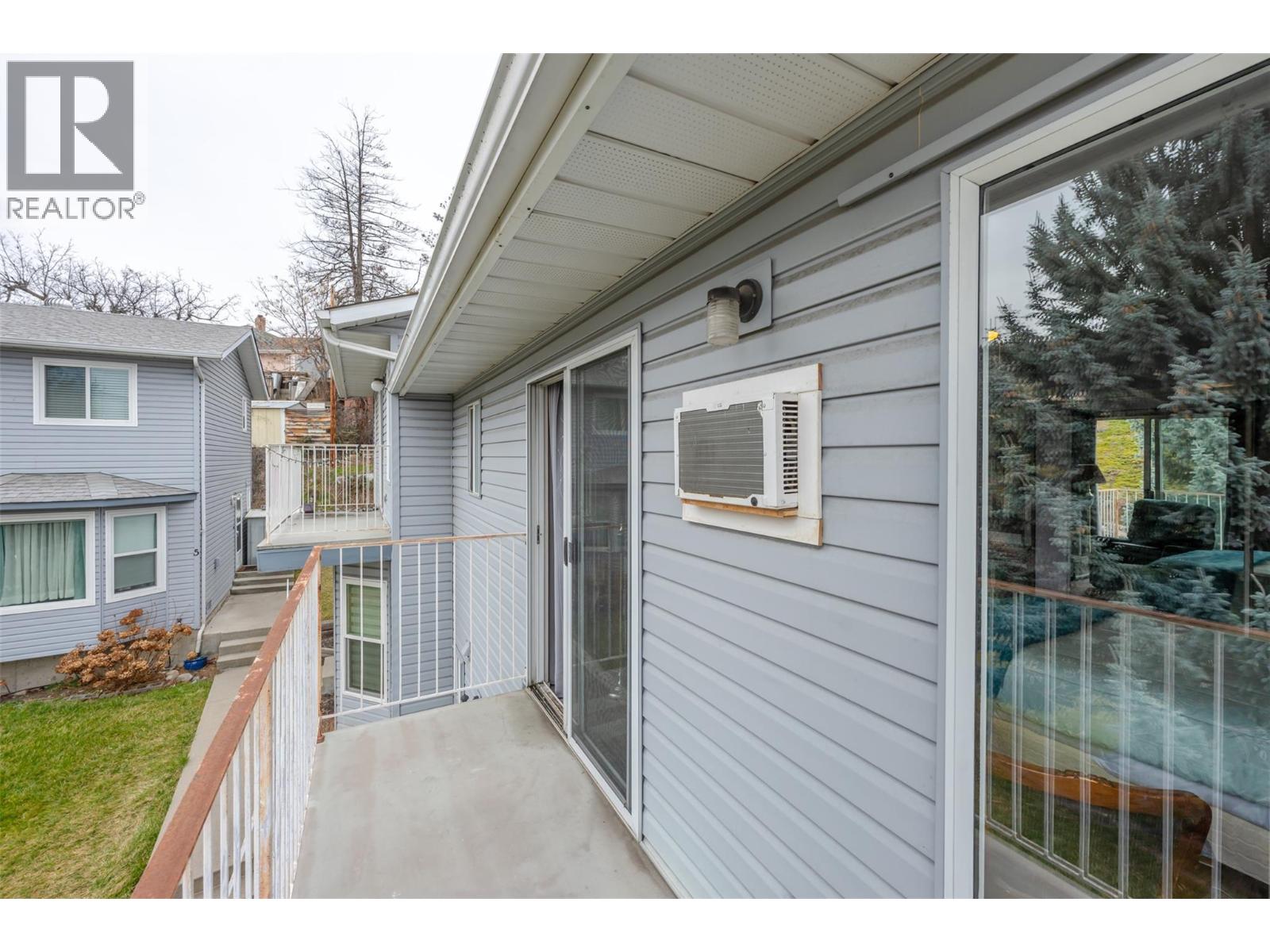 7720 Prairie Valley Road Unit# 3, Summerland