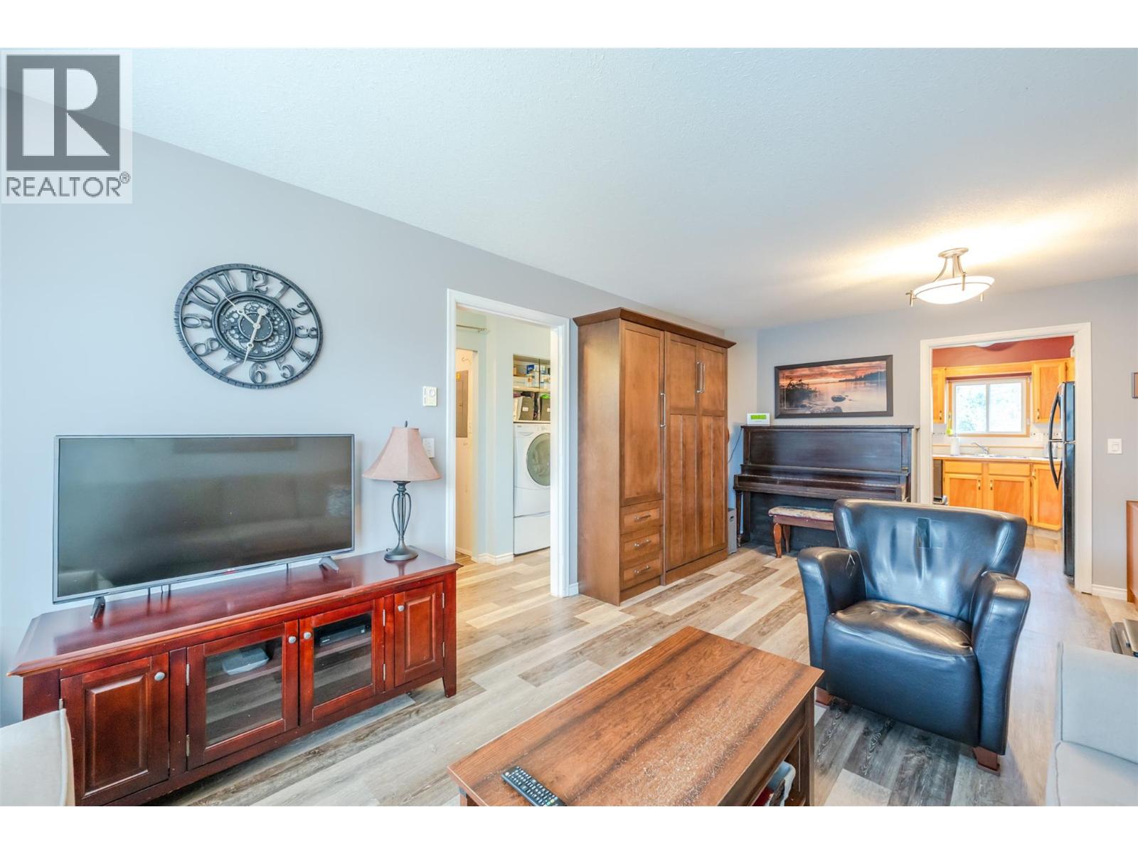 7720 Prairie Valley Road Unit# 3, Summerland