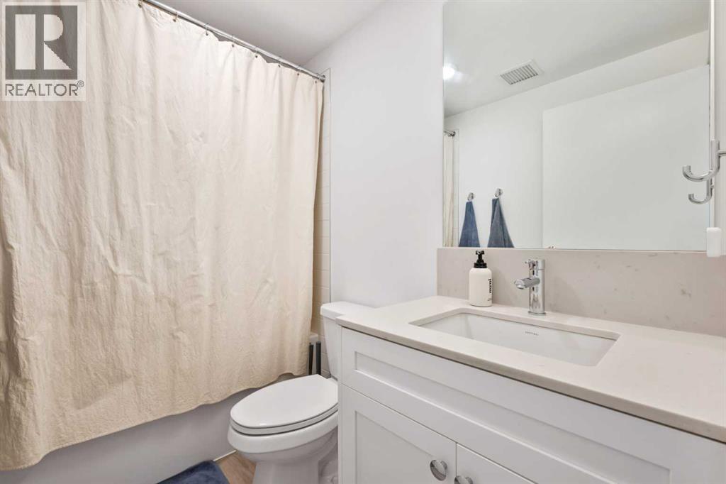 Single Family House for Sale in    Street NE Crescent Heights Calgary 