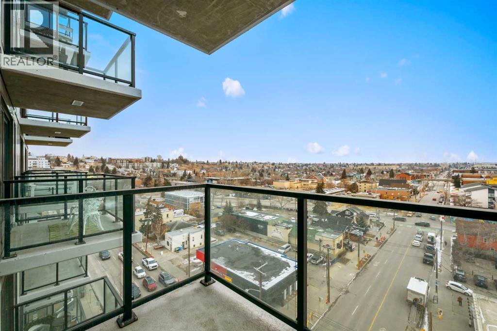 Single Family House for Sale in    Street NE Crescent Heights Calgary 