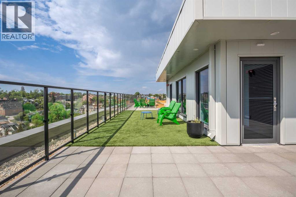 Single Family House for Sale in    Street NE Crescent Heights Calgary 