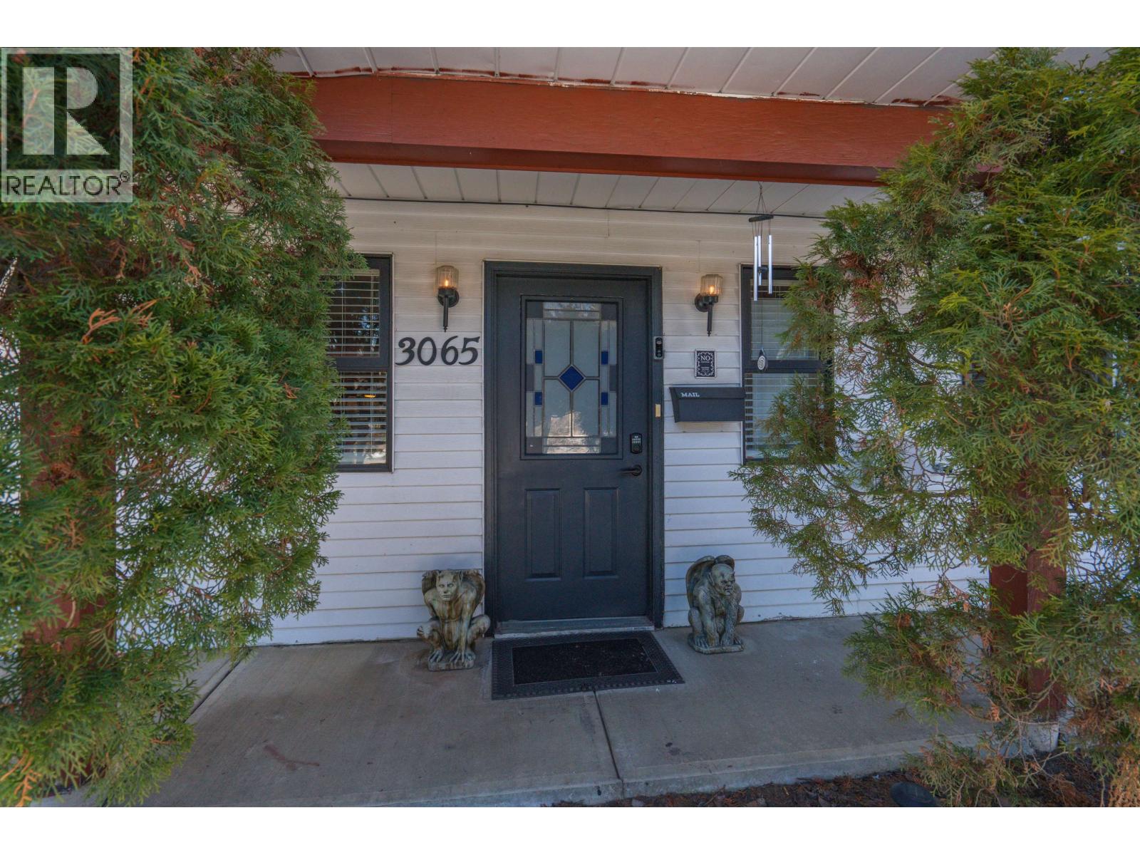 3065 WALLACE CRESCENT, Prince George