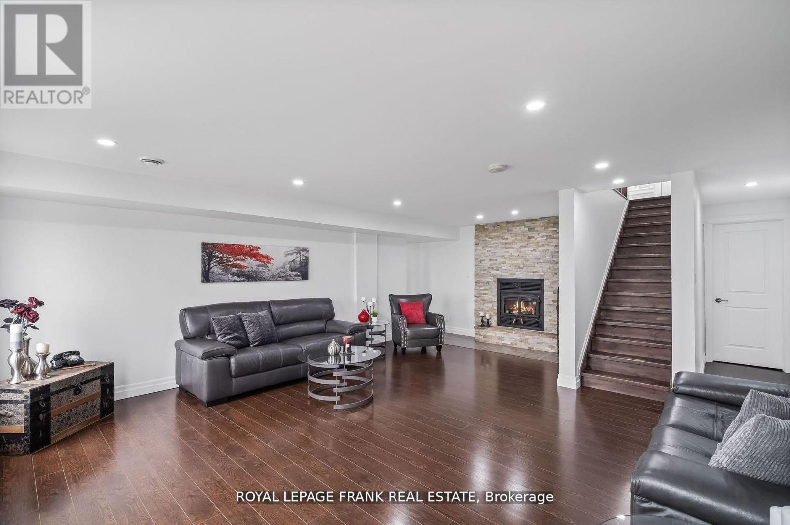 370 DETLOR ROAD - 24