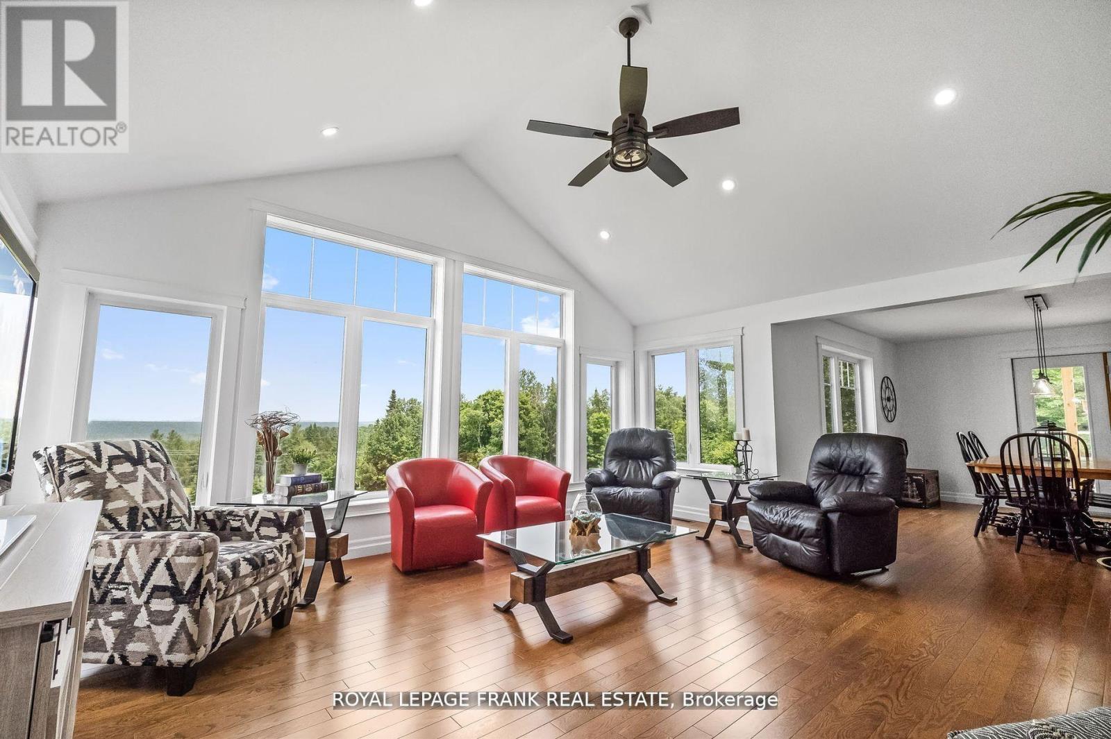 370 DETLOR ROAD - 9