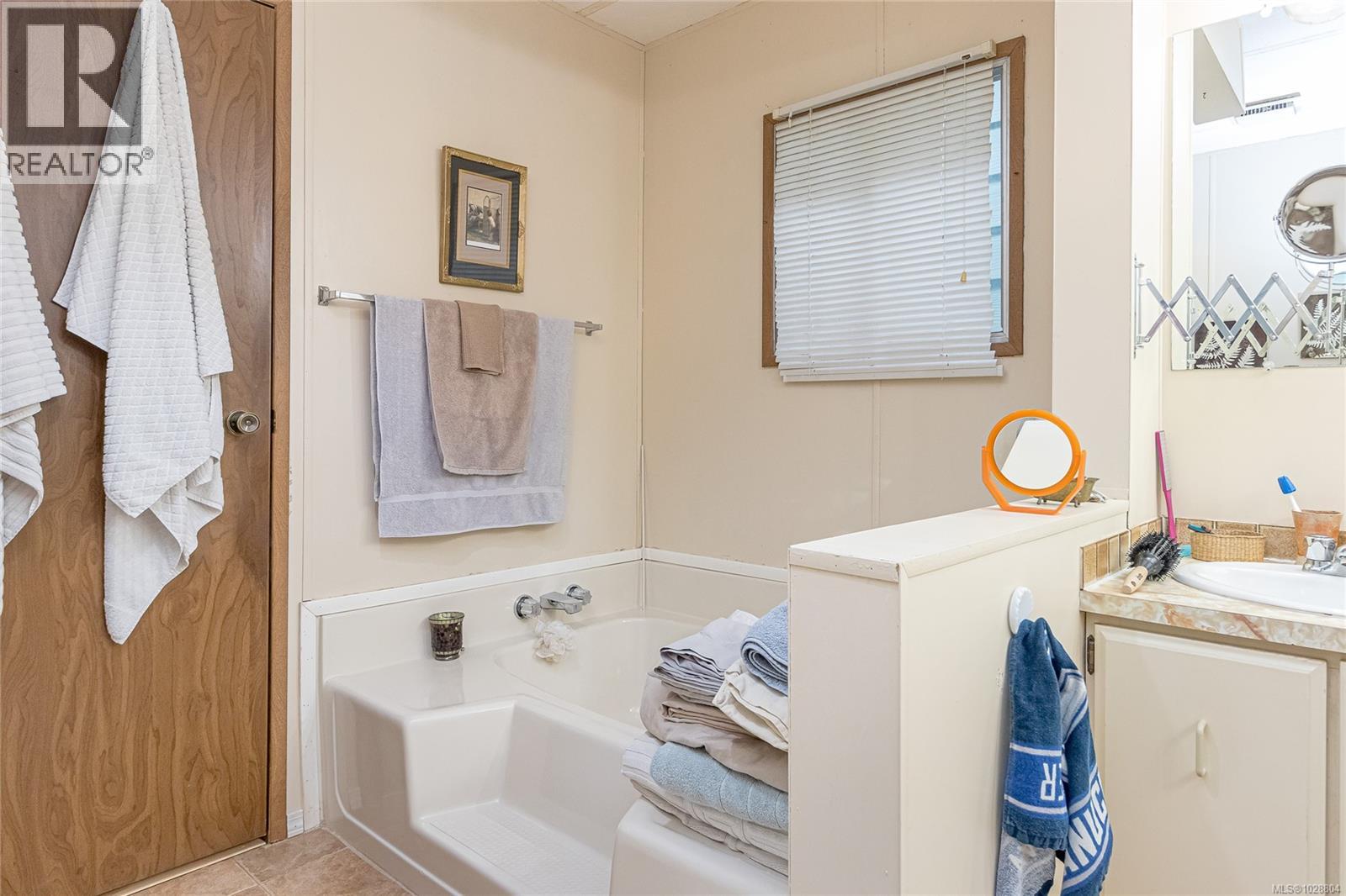 1459 SUNRISE DR - 28