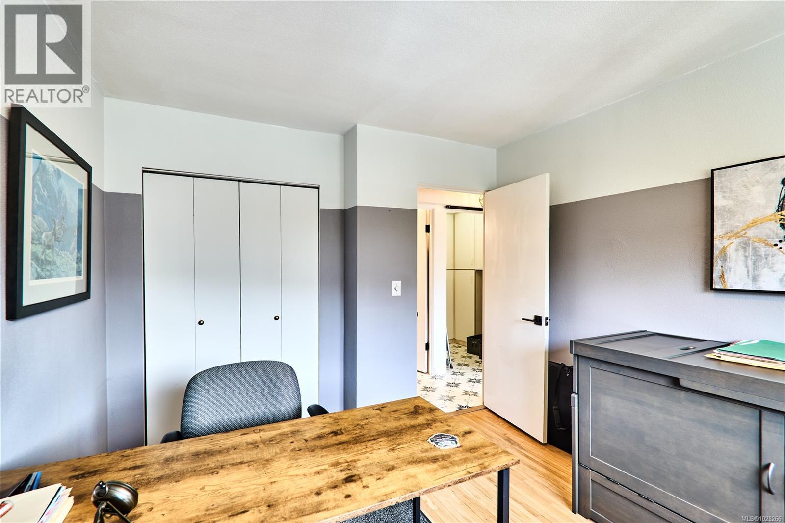 #204 375 NEWCASTLE AVE - 26