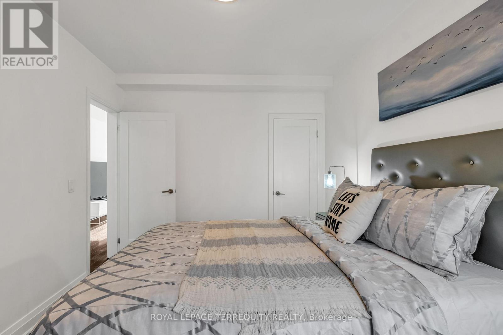 285 LISGAR STREET - 23