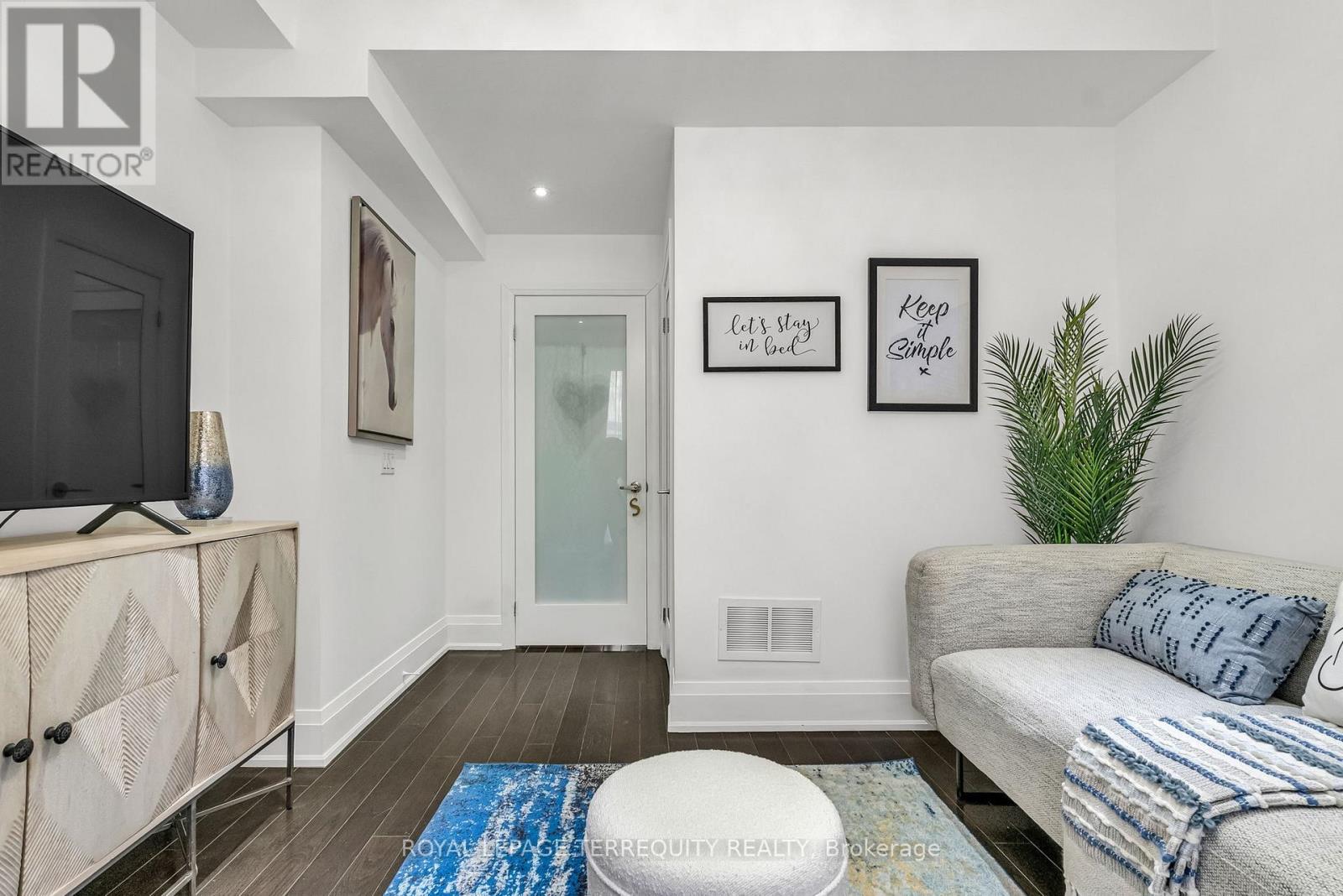 285 LISGAR STREET - 15