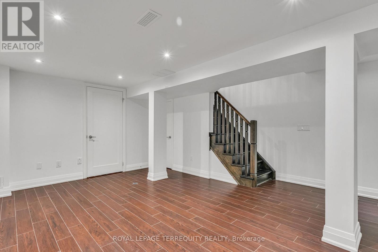 285 LISGAR STREET - 35