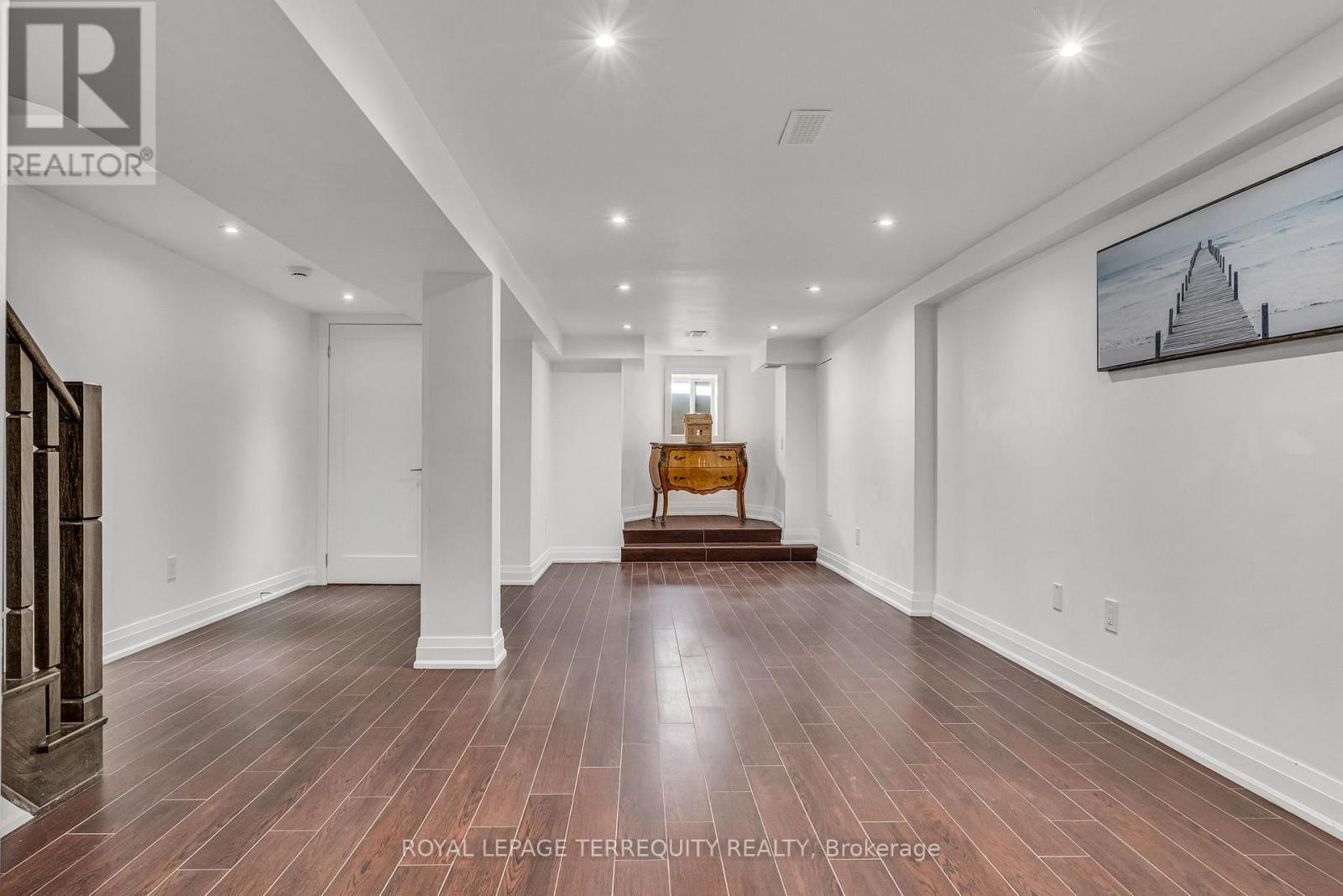 285 LISGAR STREET - 33