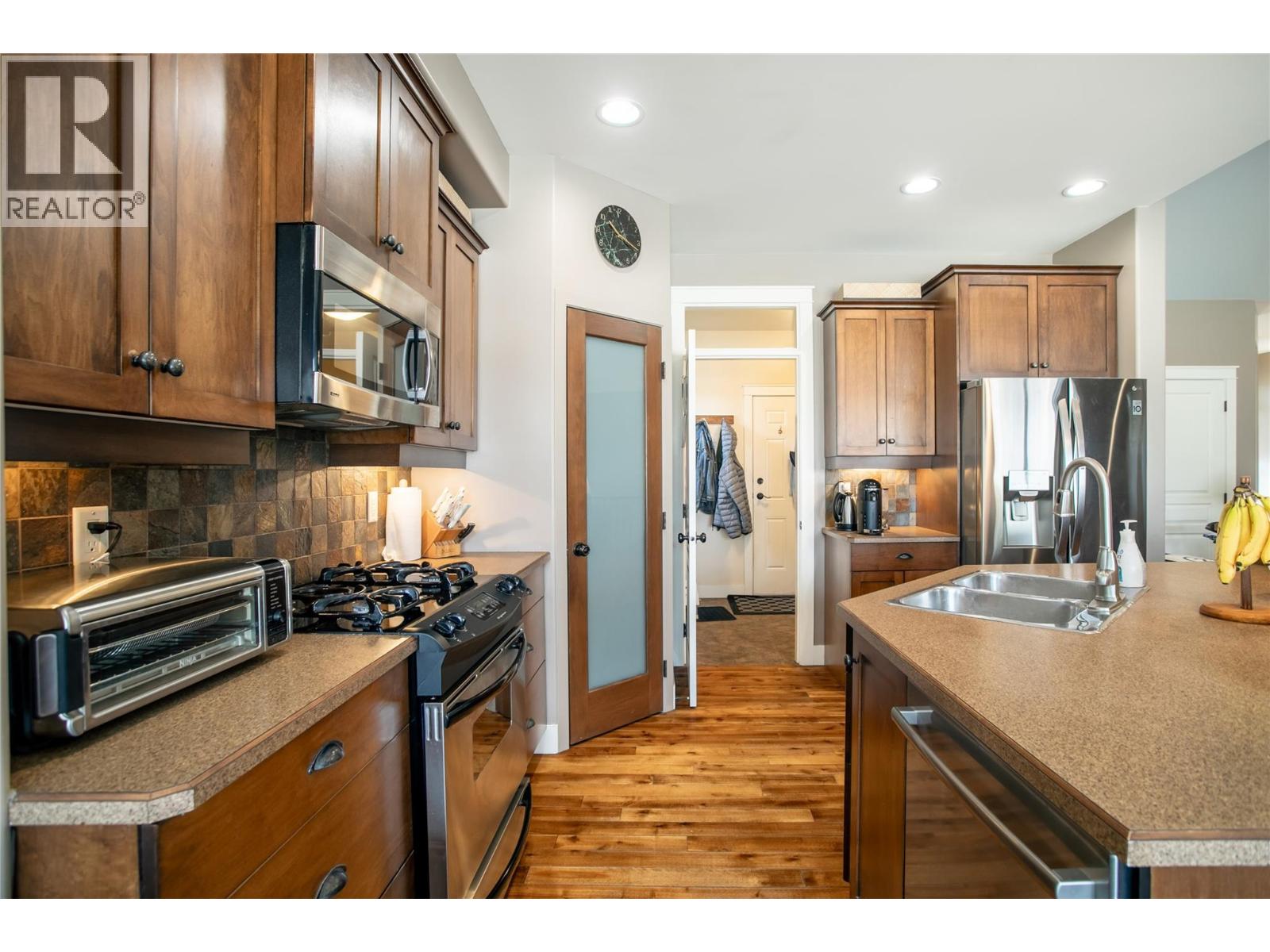 4902 Warbler Court, Kelowna