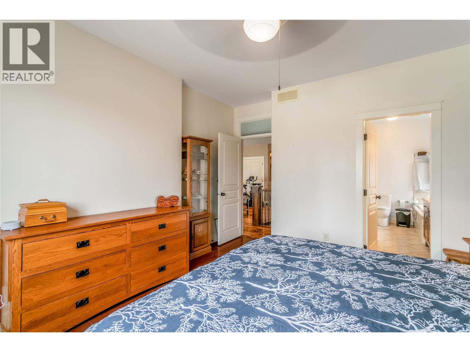 4902 Warbler Court, Kelowna