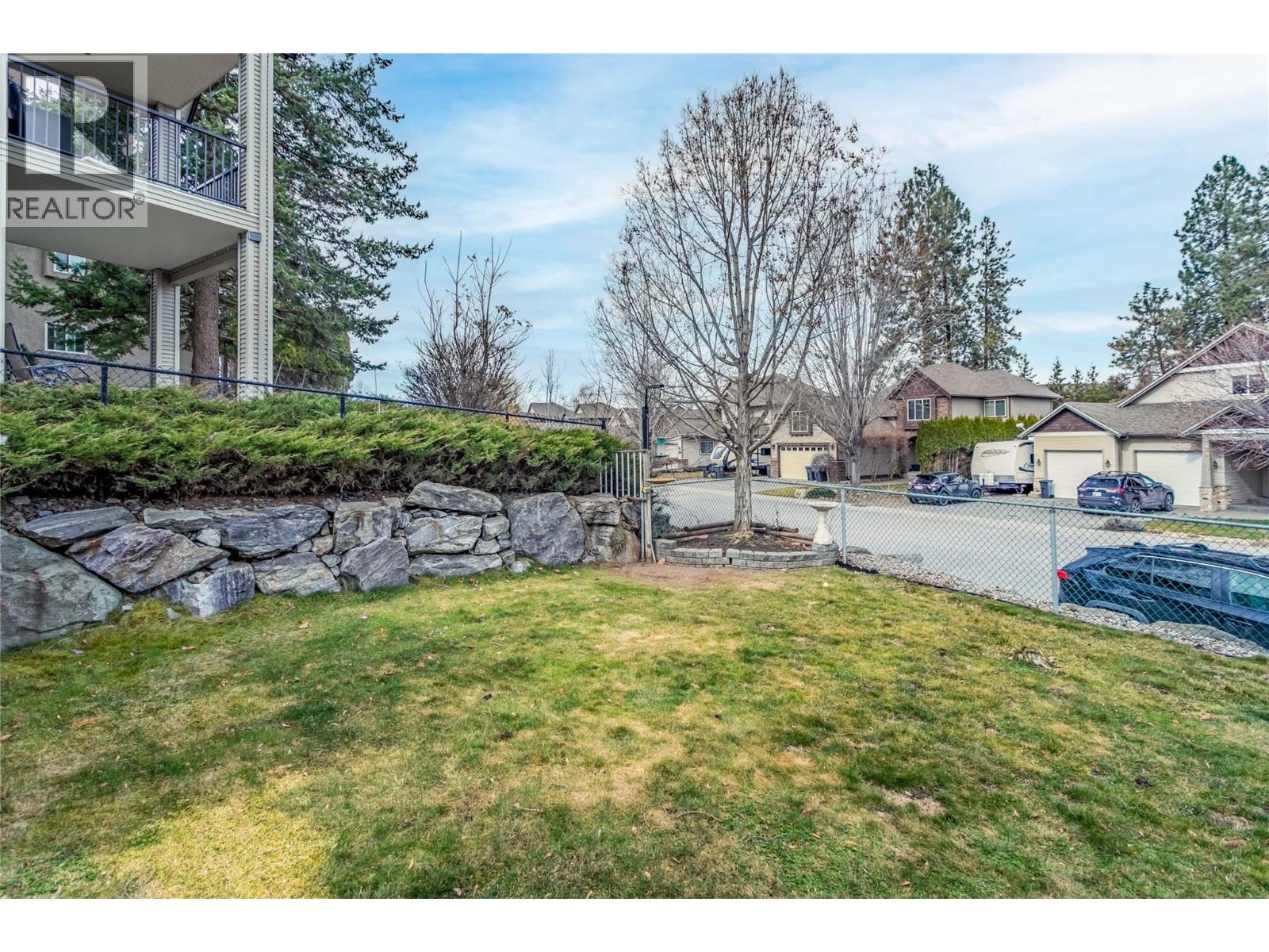 4902 Warbler Court, Kelowna