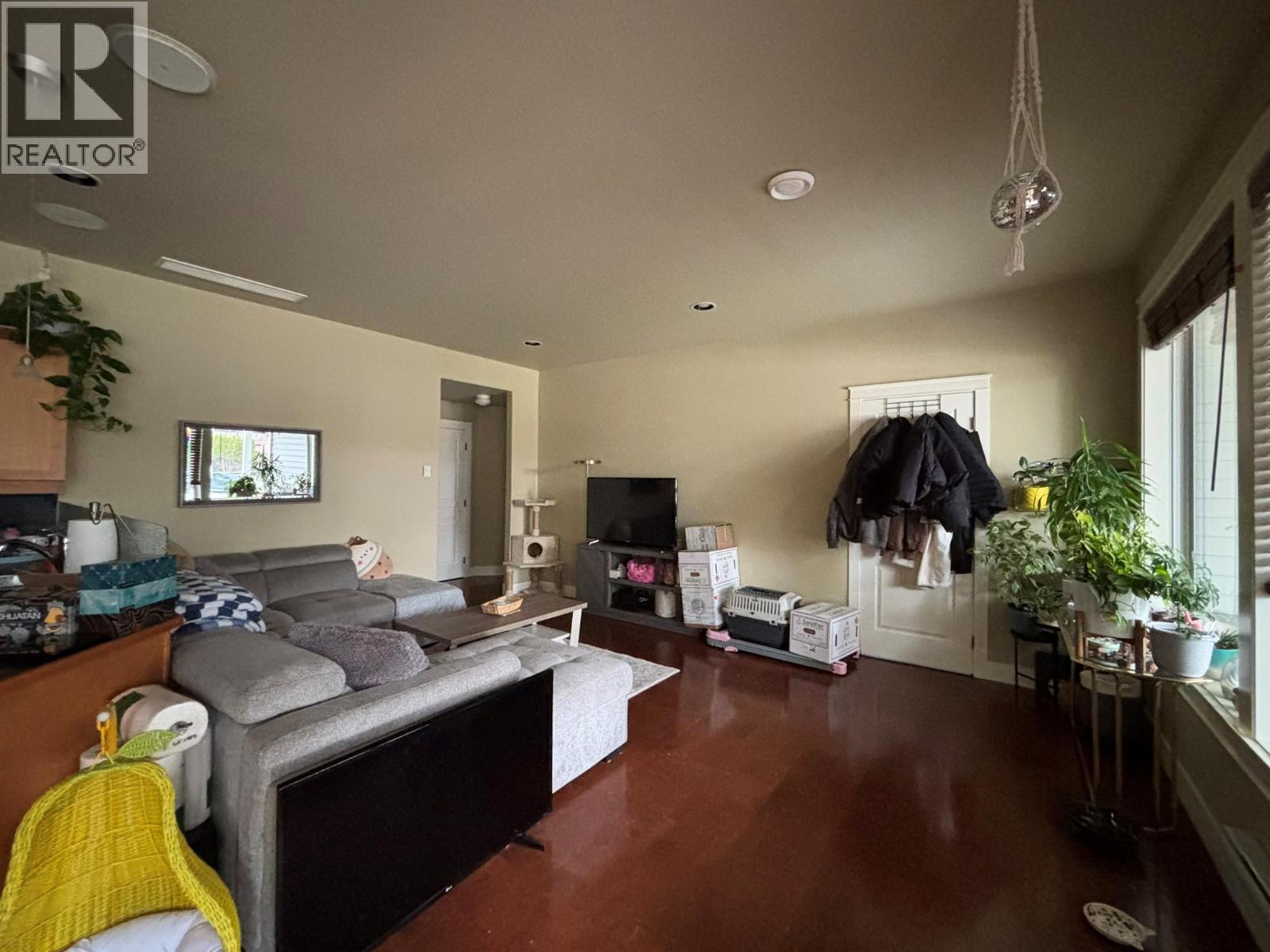 4902 Warbler Court, Kelowna