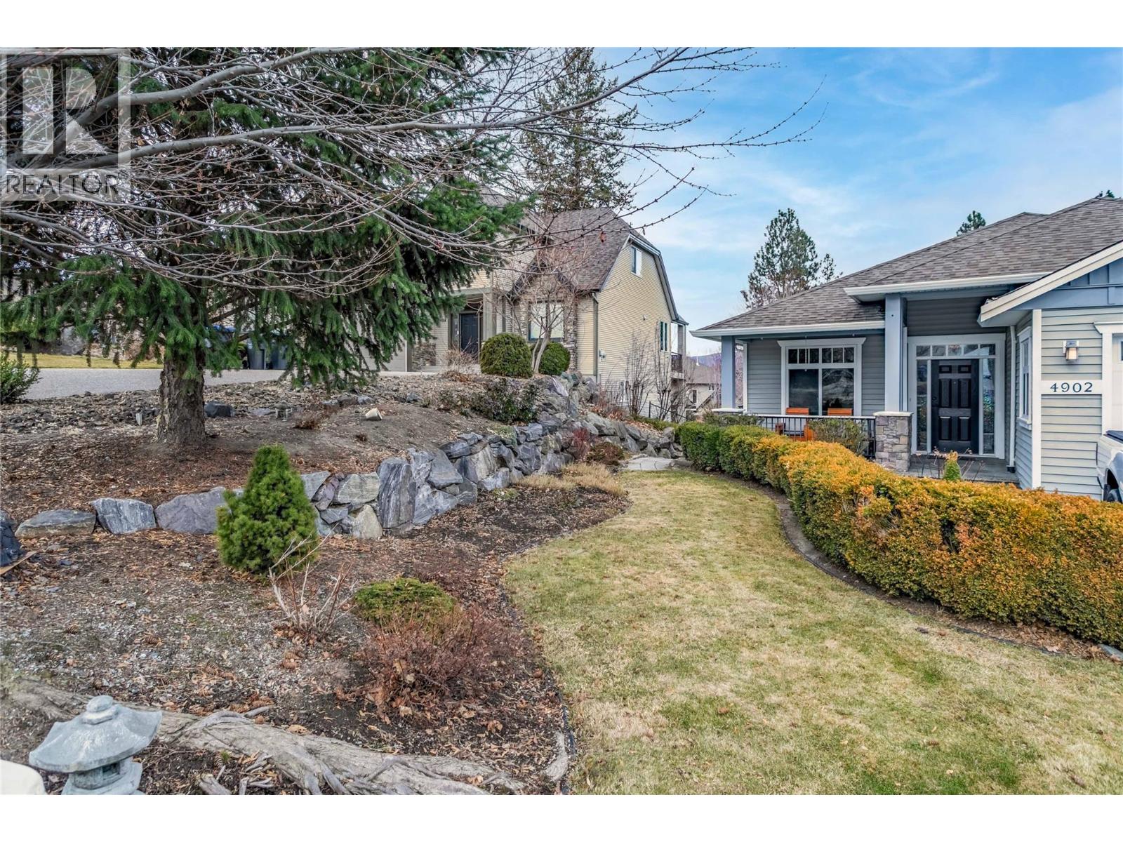 4902 Warbler Court, Kelowna