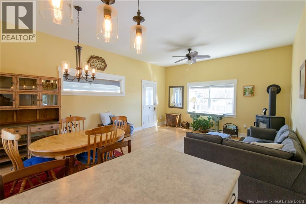 281 CARLETON STREET - 11