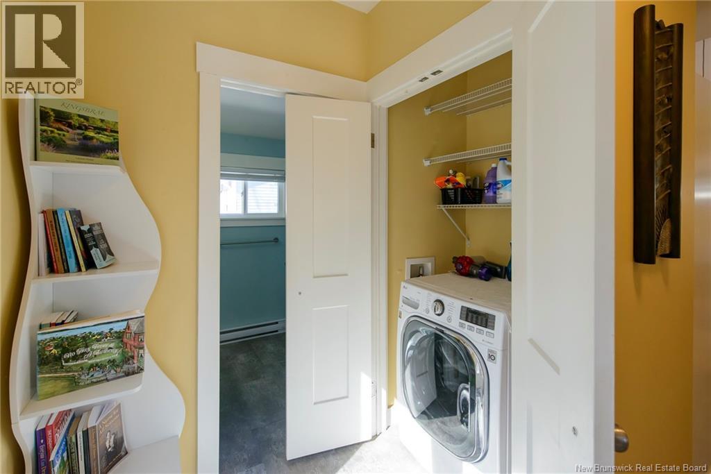 281 CARLETON STREET - 13