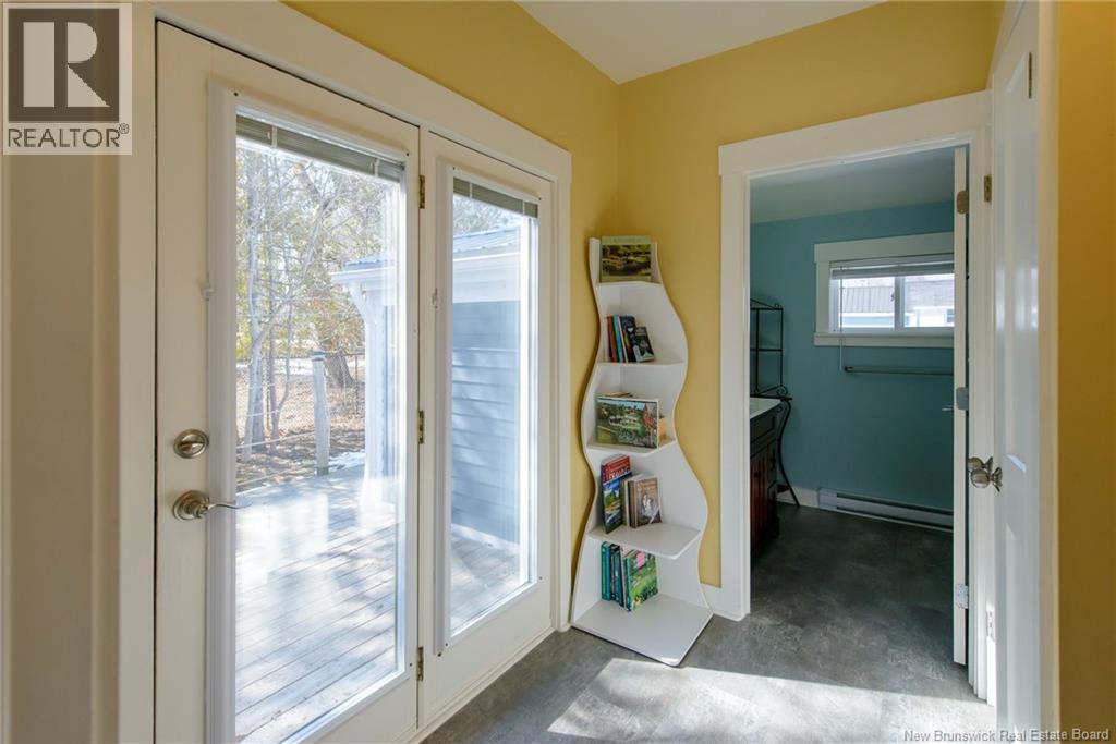 281 CARLETON STREET - 17