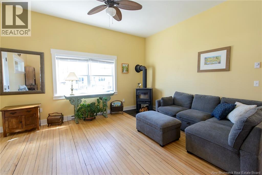 281 CARLETON STREET - 7