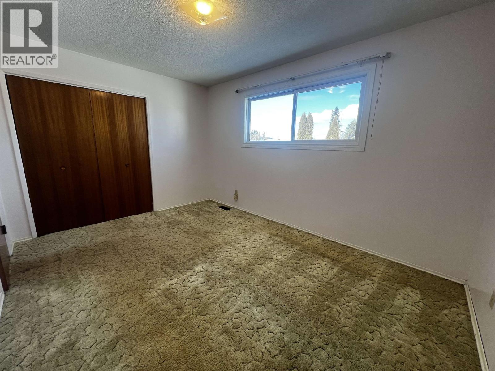 381 ENDAKO AVENUE, Fraser Lake