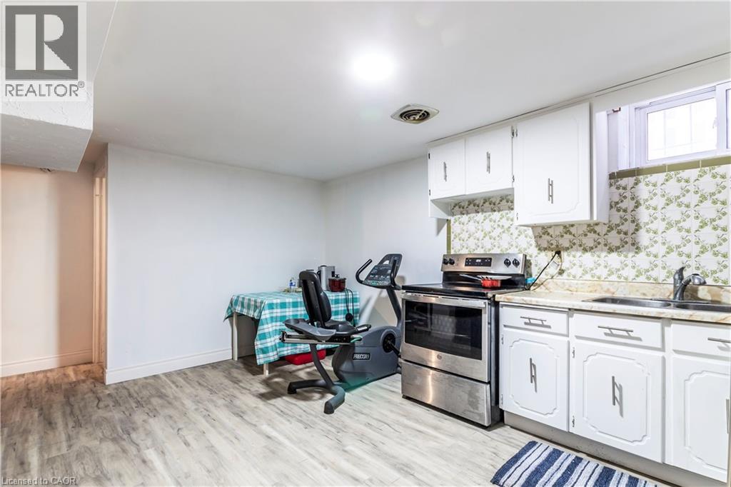 404 QUEENSTON ROAD - 31