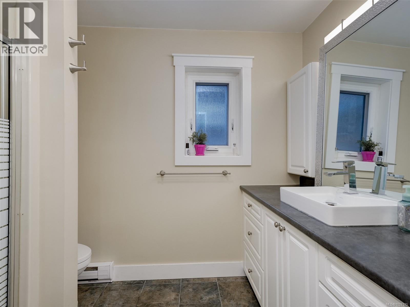  6629 Tamany Drive, Central Saanich