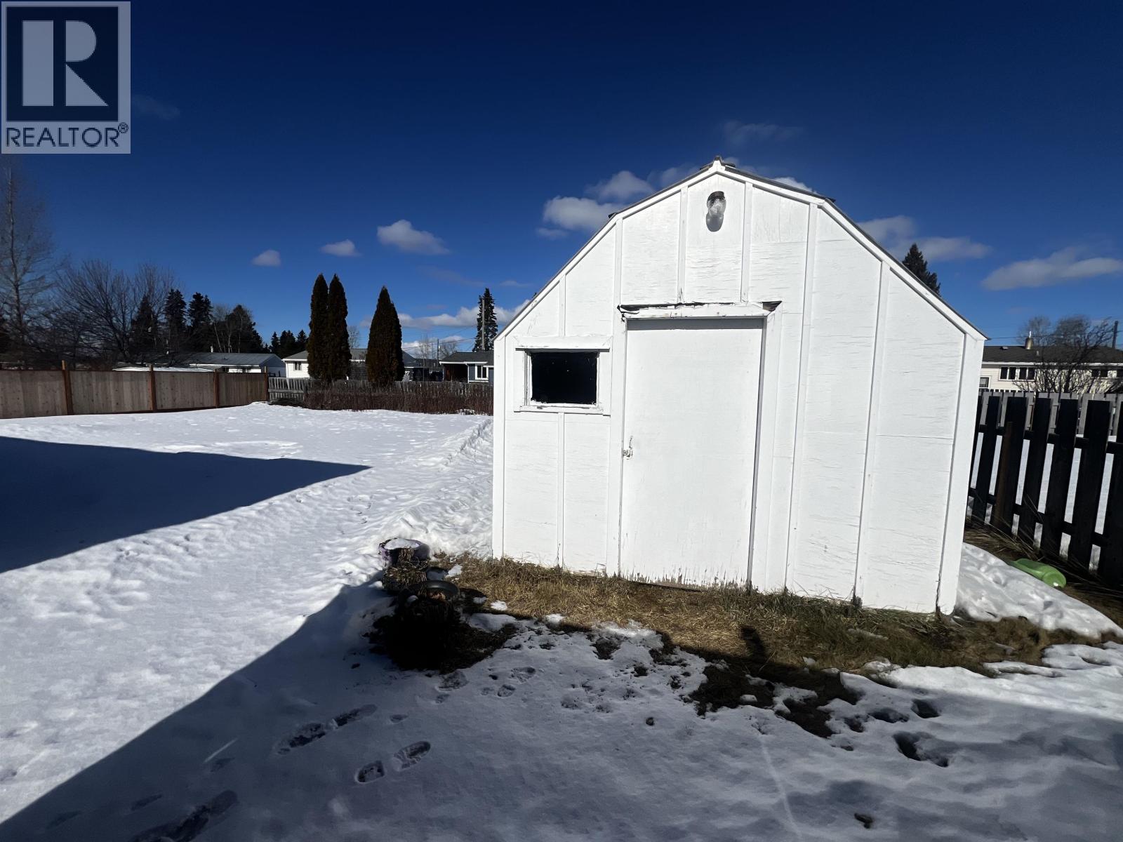 381 ENDAKO AVENUE, Fraser Lake