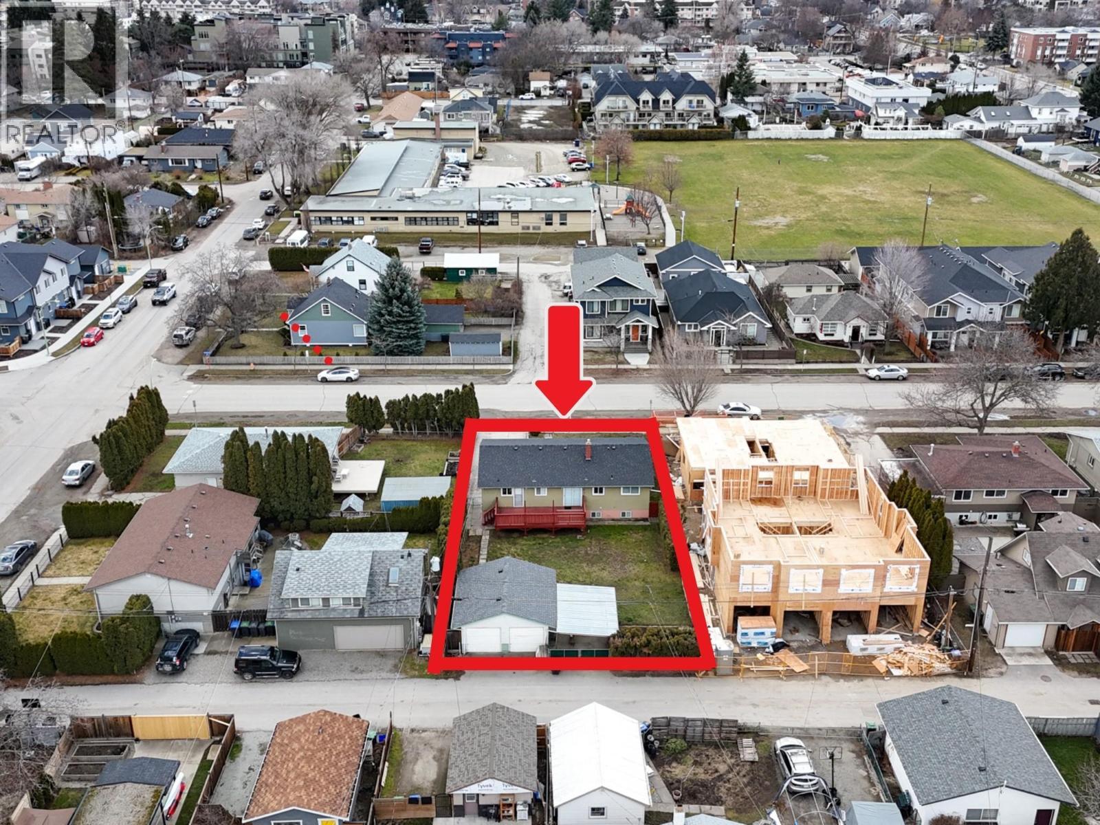  958 Stockwell Avenue, Kelowna