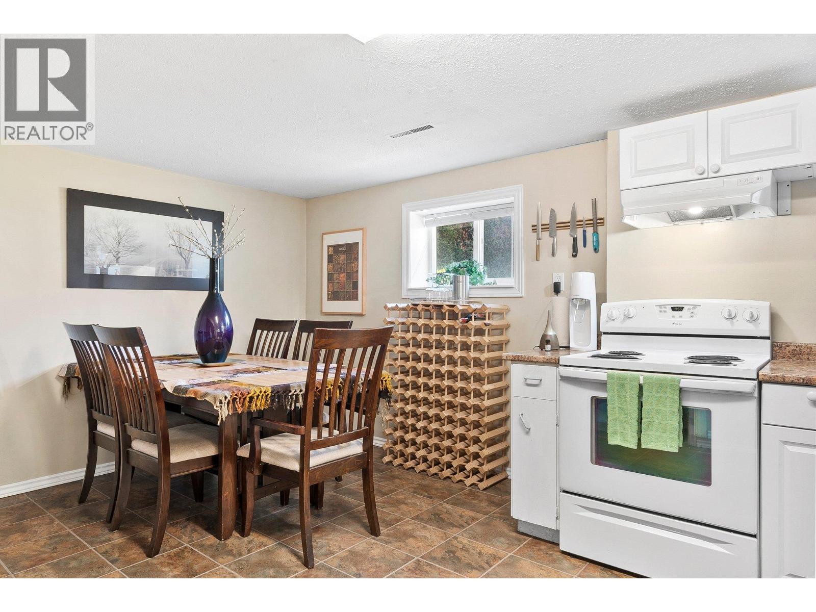  958 Stockwell Avenue, Kelowna