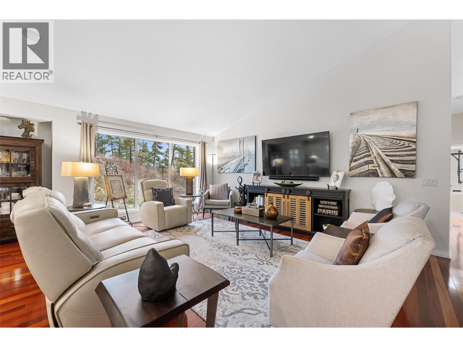  2090 Chilcotin Crescent, Kelowna