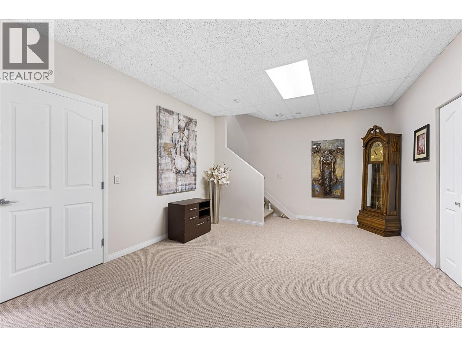  2090 Chilcotin Crescent, Kelowna