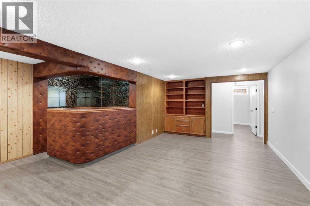 5031 VIENNA DRIVE NW - 38