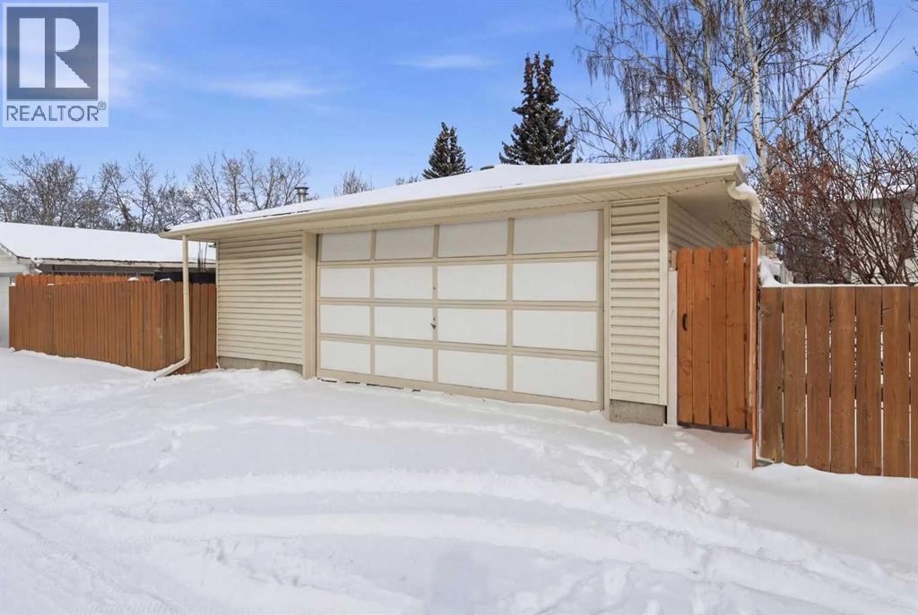 5031 VIENNA DRIVE NW - 48