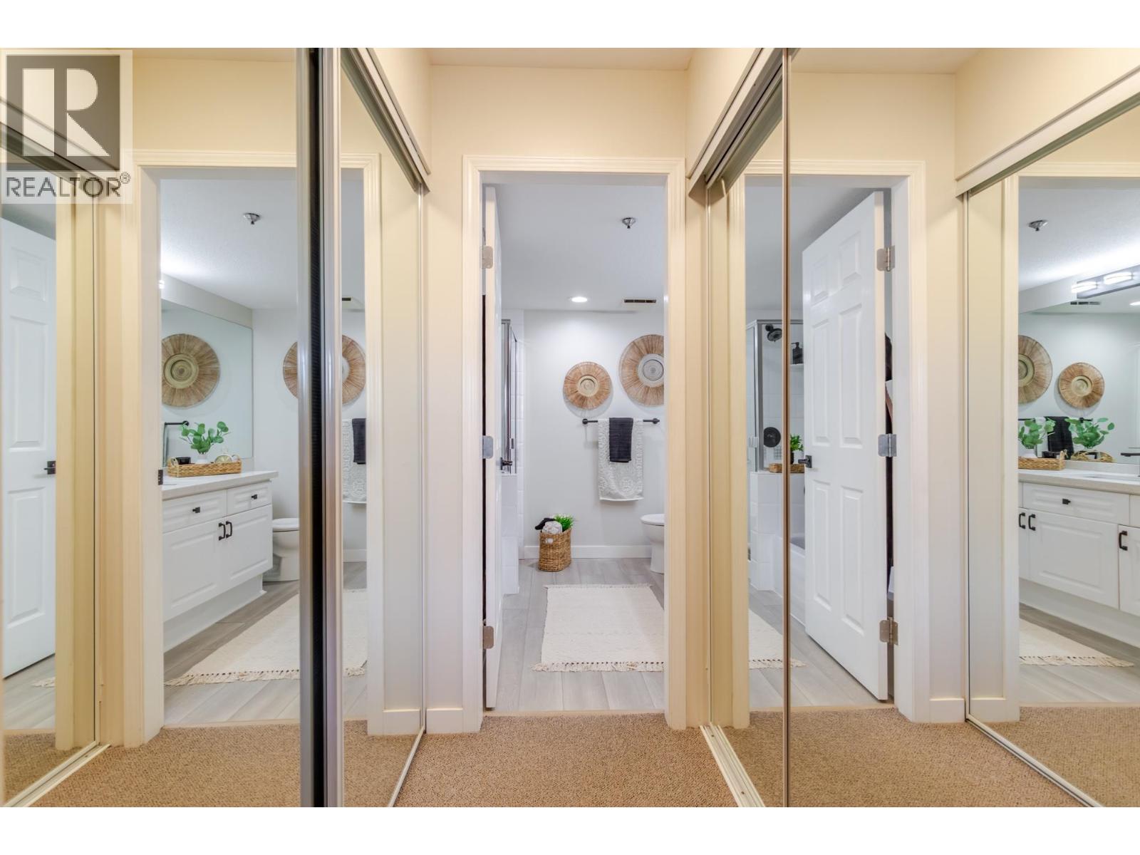 211 19142 122 AVENUE, Pitt Meadows