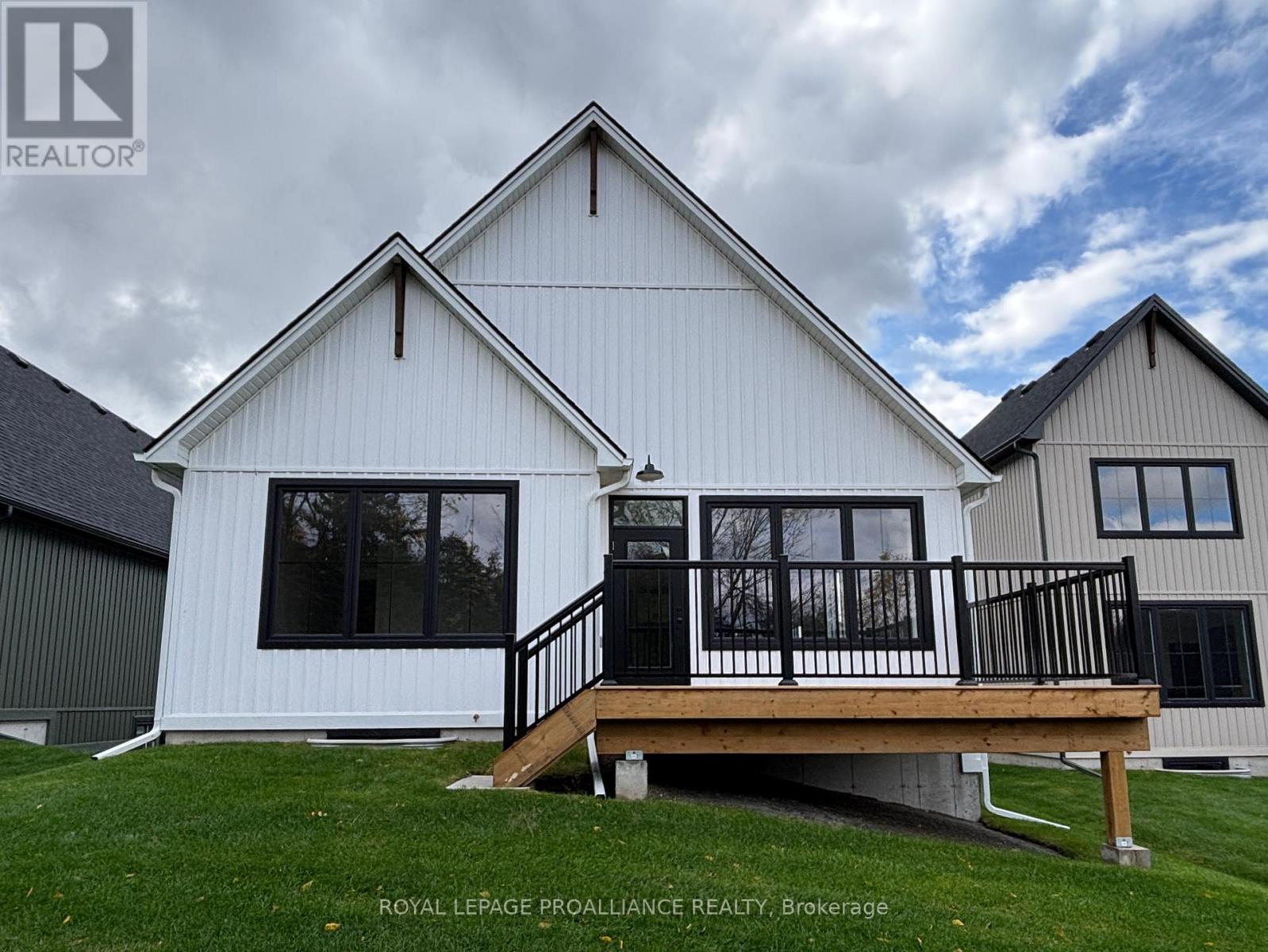 38 HOLLINGSWORTH STREET - 39