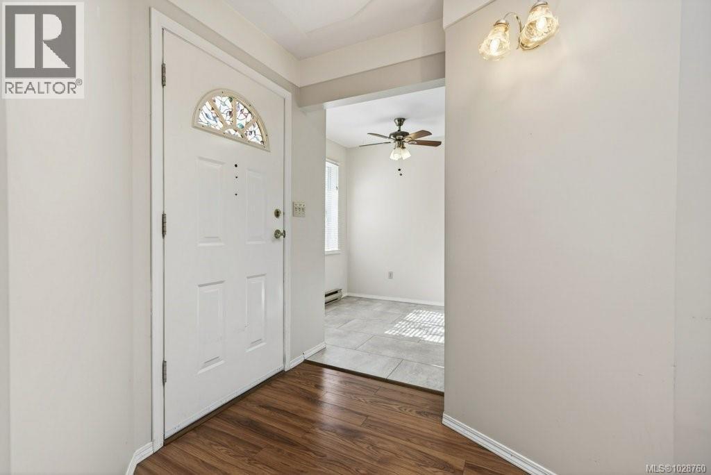 #5 50 ANDERTON AVE - 24