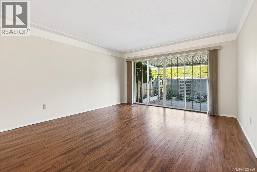 #5 50 ANDERTON AVE - 30