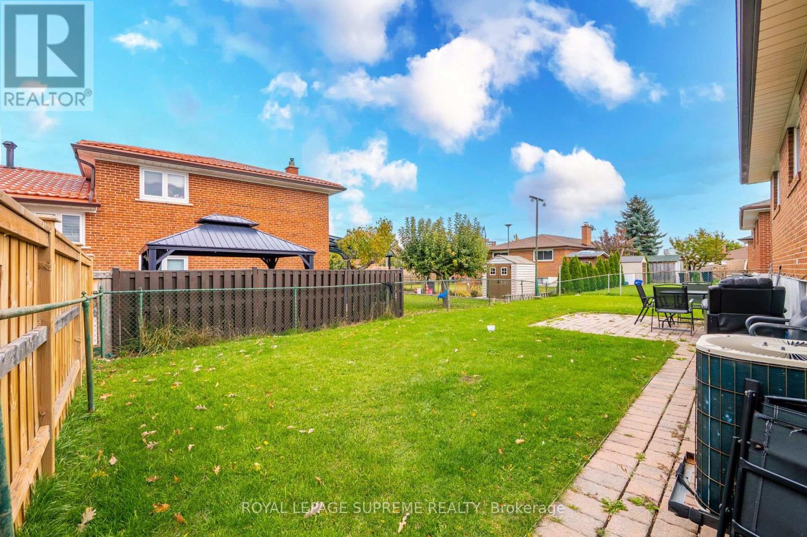 50 WHEELWRIGHT CRESCENT - 22