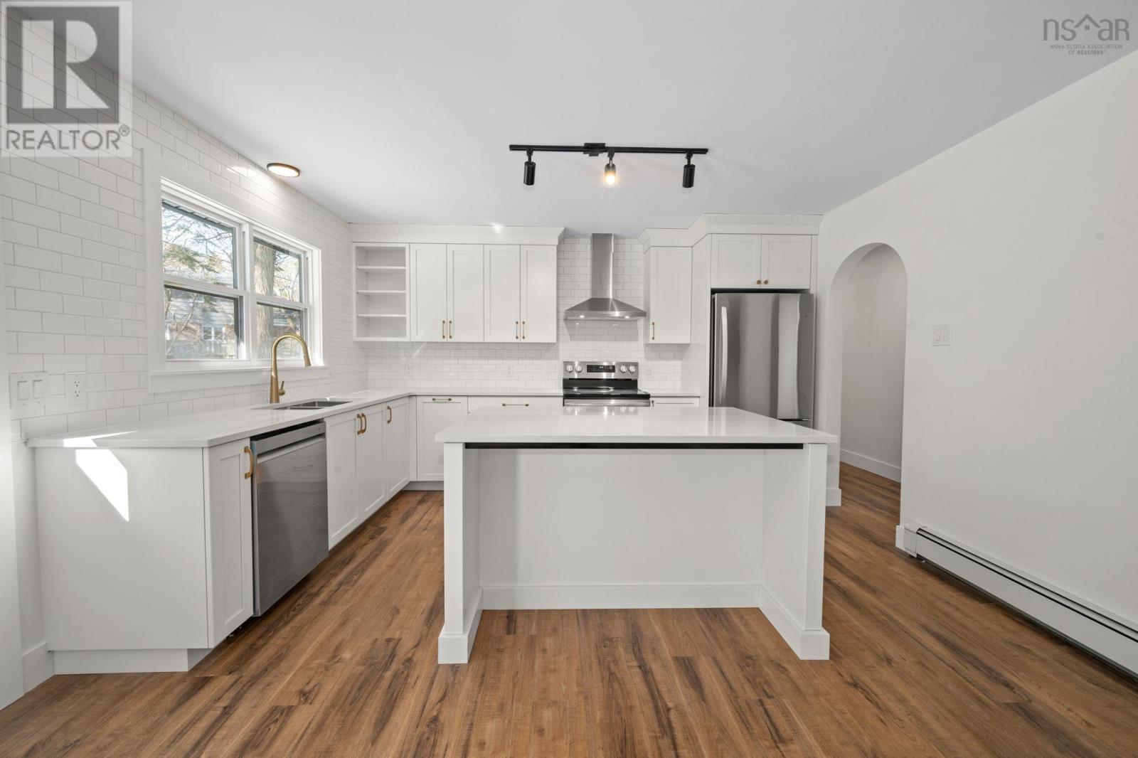 Property 4 of 34 of 196 Lacewood Drive