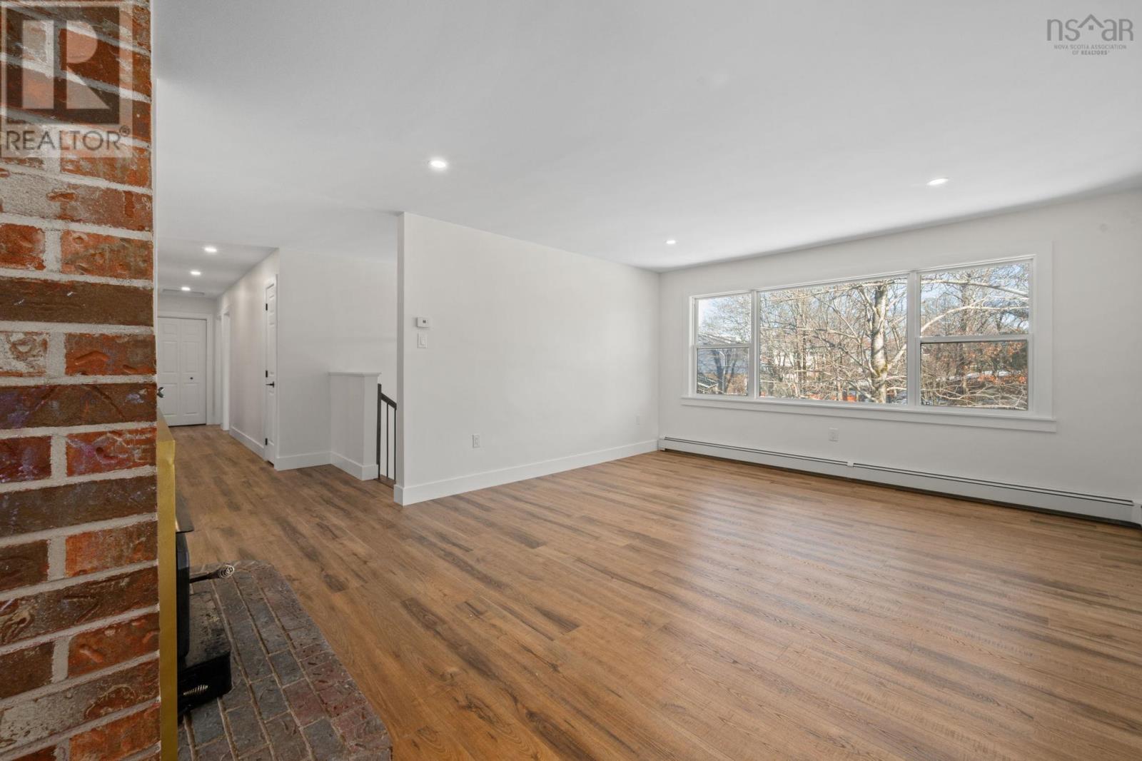 Property 7 of 34 of 196 Lacewood Drive