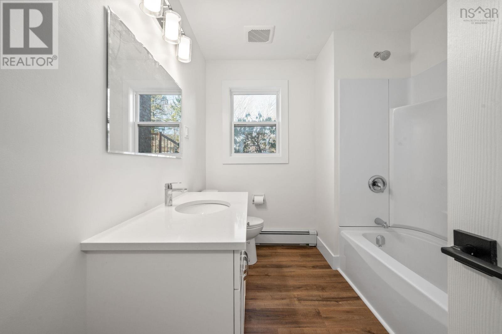 Property 24 of 34 of 196 Lacewood Drive