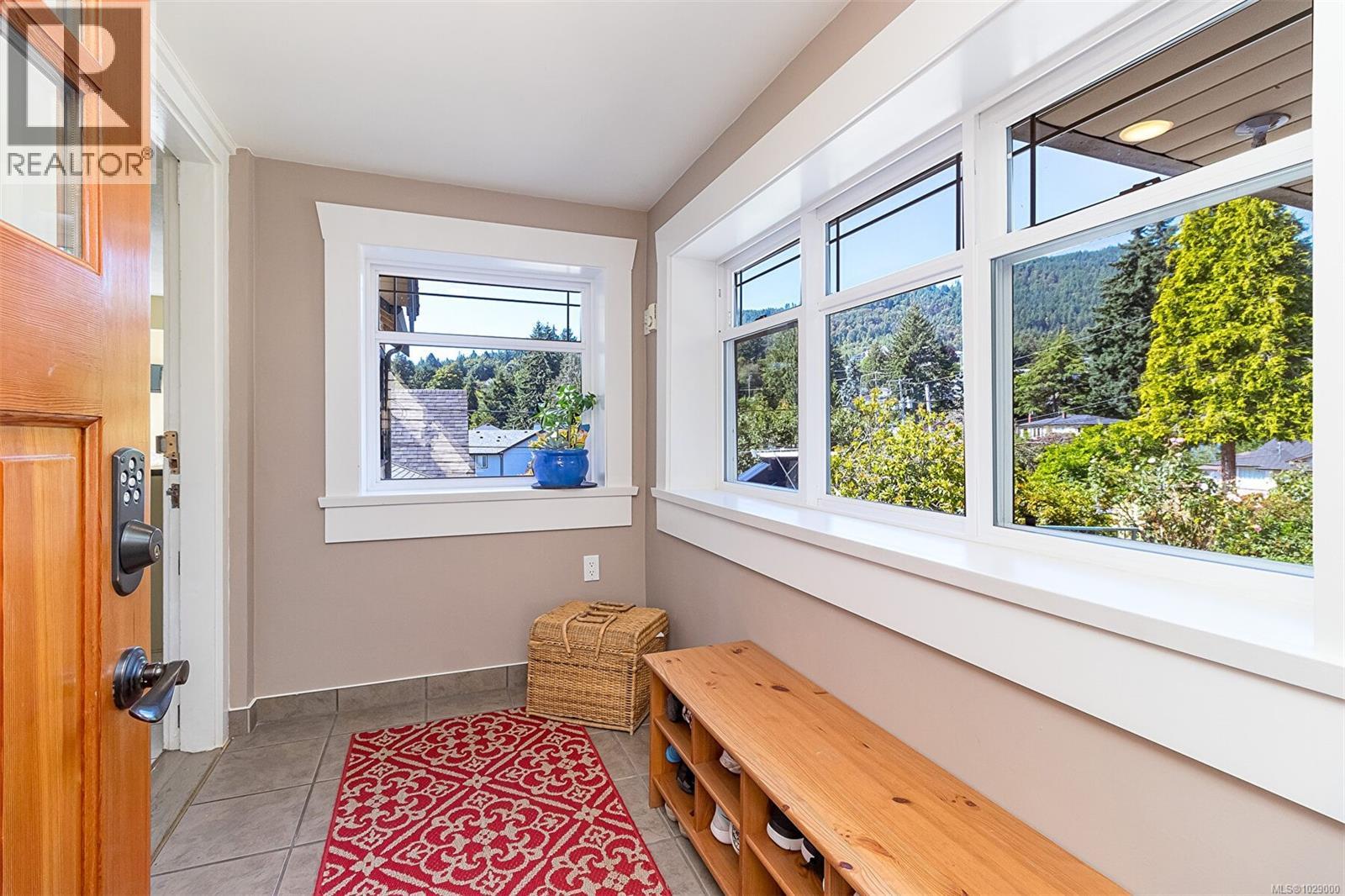 297 Gill Rd, Ladysmith