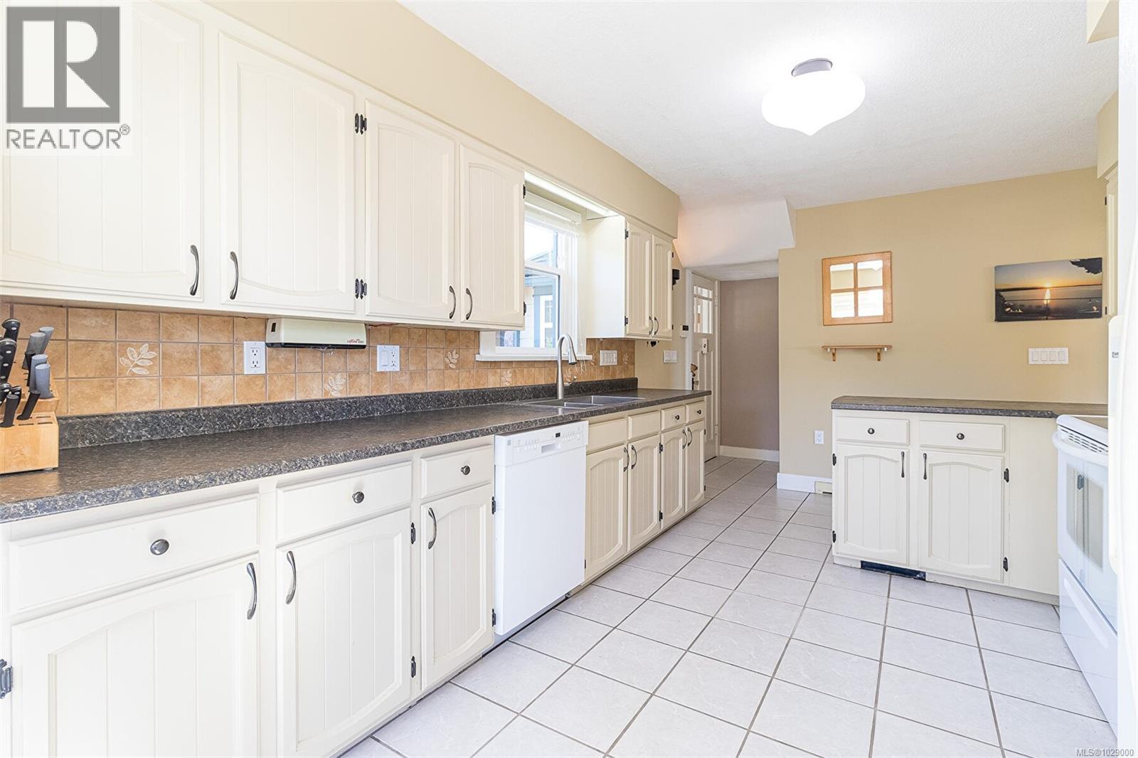 297 Gill Rd, Ladysmith