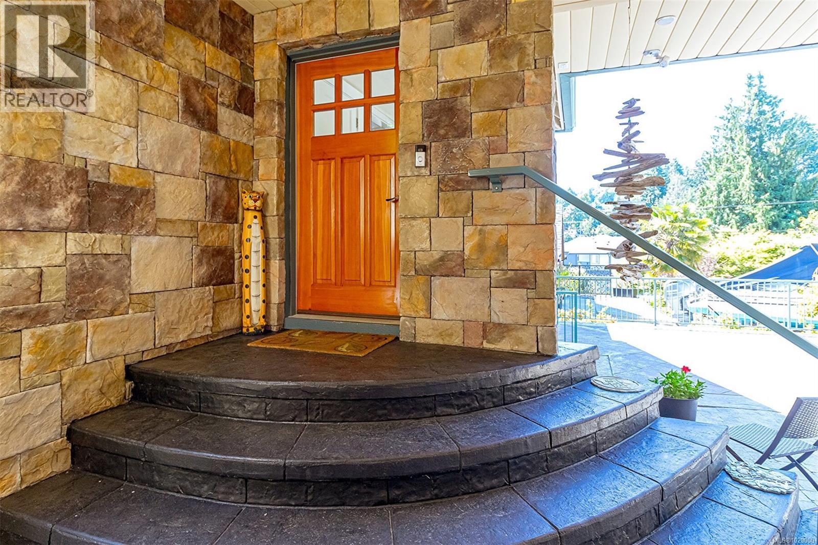 297 Gill Rd, Ladysmith