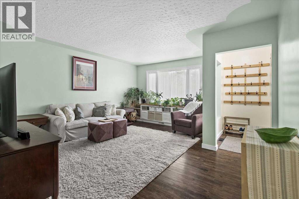 Single Family House Bungalow for Sale in   Street NW Parkdale Calgary 