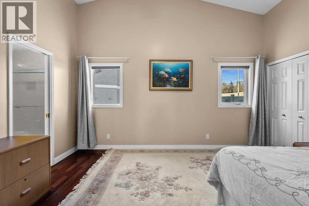 Single Family House Bungalow for Sale in  Varsity Estates Close NW Varsity Calgary 