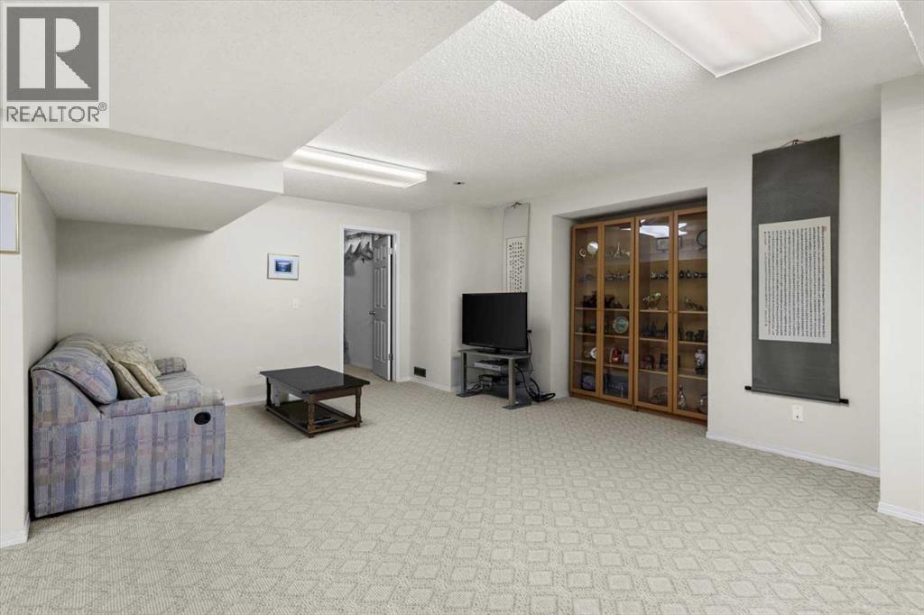 Single Family House Bungalow for Sale in  Varsity Estates Close NW Varsity Calgary 