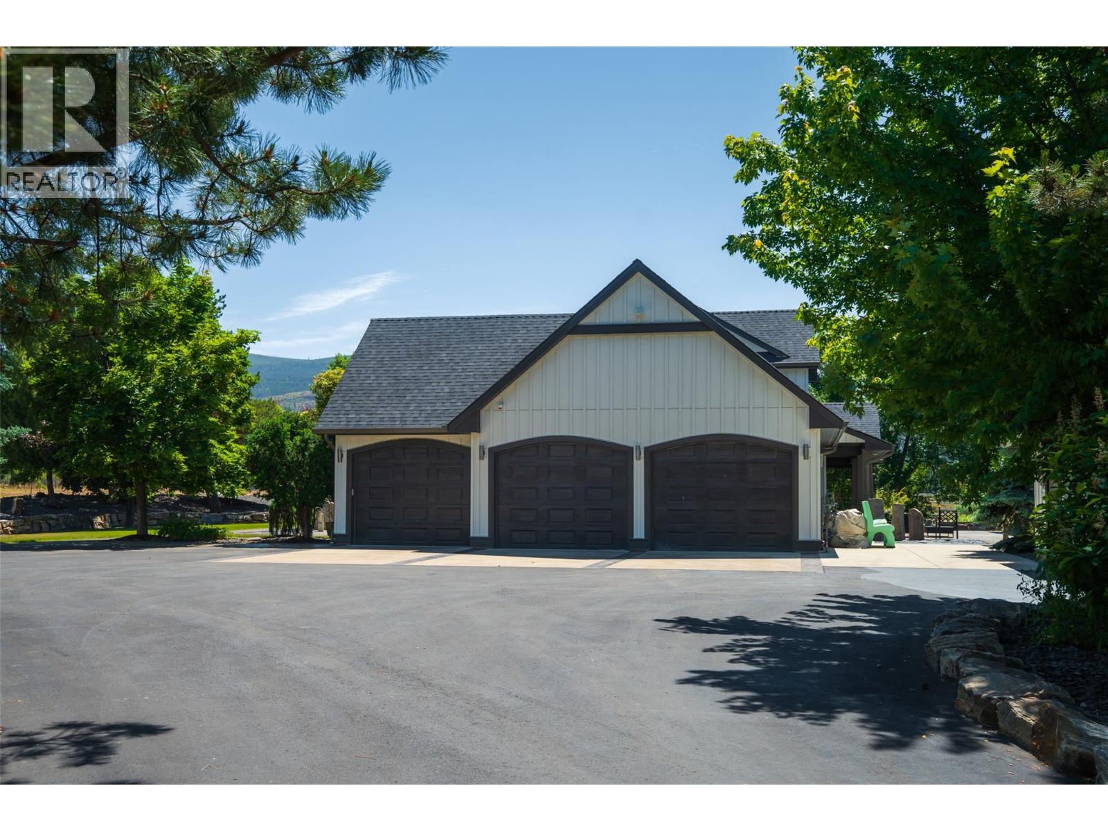 2375 Grantham Road, Kelowna