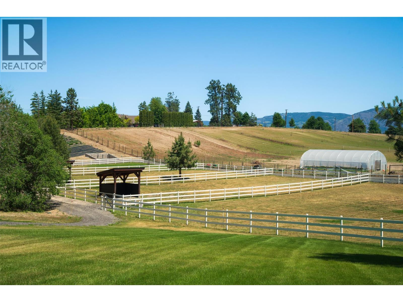 2375 Grantham Road, Kelowna